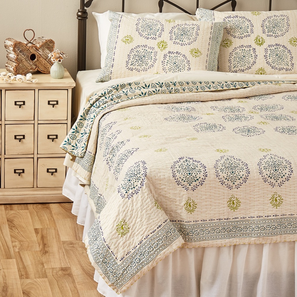 Vasanti Kantha Quilt & Shams - King